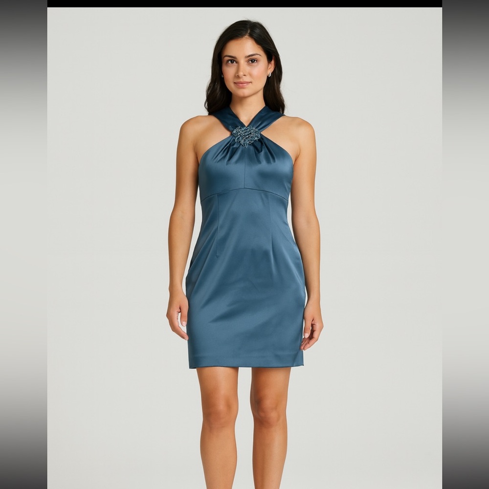 Elegant Blue Sleeveless Dress